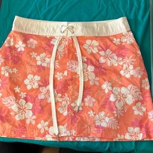 Short skirt. Multi color